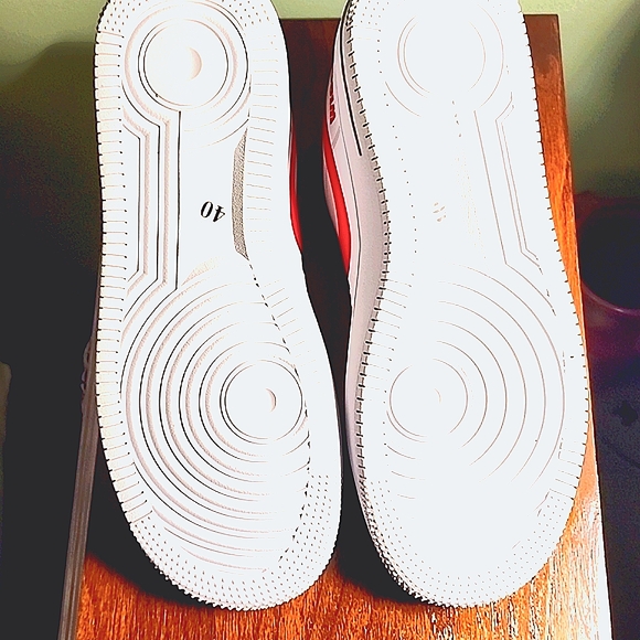 New Custom Nike Air Force 1 NCAA Women's Sneakers (Size 9.5) WI Badgers - Picture 6 of 9